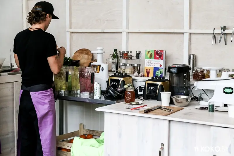 Заведения: «Raw Cafe» — пока единственное сыроедческое кафе в Минске формата take away
