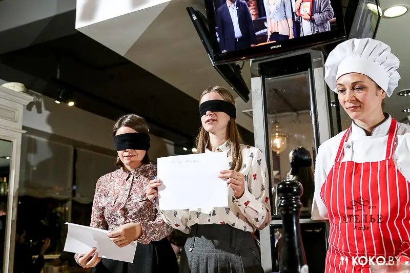 Фотоотчеты: Дегустация вслепую и крафтовая пицца: гастрономический вечер с блогерами в кафе «Ателье»