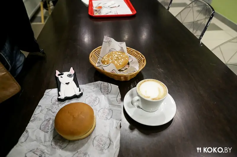 Минск: «YumBurger» оперативно переименовался в «Burger House» и сменил бургеры!
