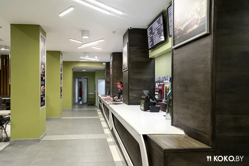 Минск: «YumBurger» оперативно переименовался в «Burger House» и сменил бургеры!