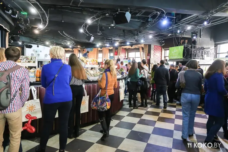 Фотоотчеты: Не без хипстоты и явной рекламы. Как прошел полезный эко-маркет «Пастернак»