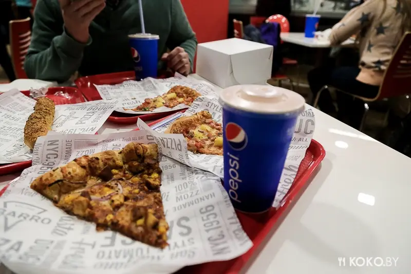 Заведения: Пиццерию «SBARRO» уже атакуют минчане. Репортаж с официального открытия