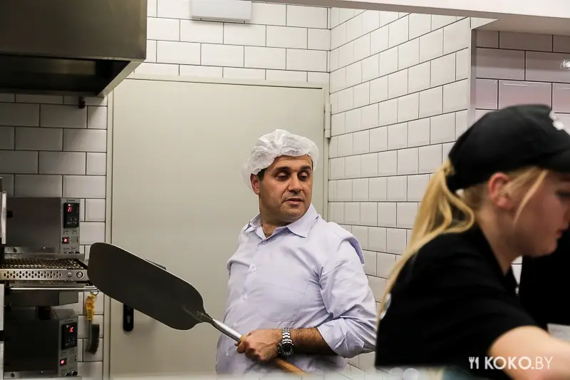 Заведения: Пиццерию «SBARRO» уже атакуют минчане. Репортаж с официального открытия