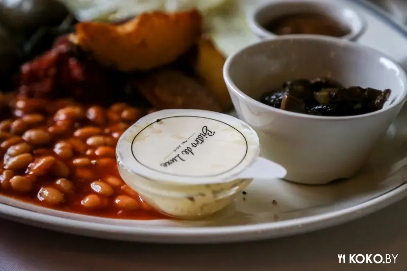 Заведения: На завтрак в кафе «Bistro de Luxe». Откуда такая нездоровая популярность?