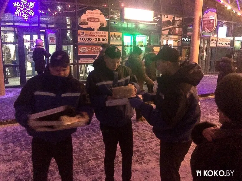 Минск: Сегодня в ТЦ «Рига» открылась вторая по счету пиццерия «Domino's Pizza»