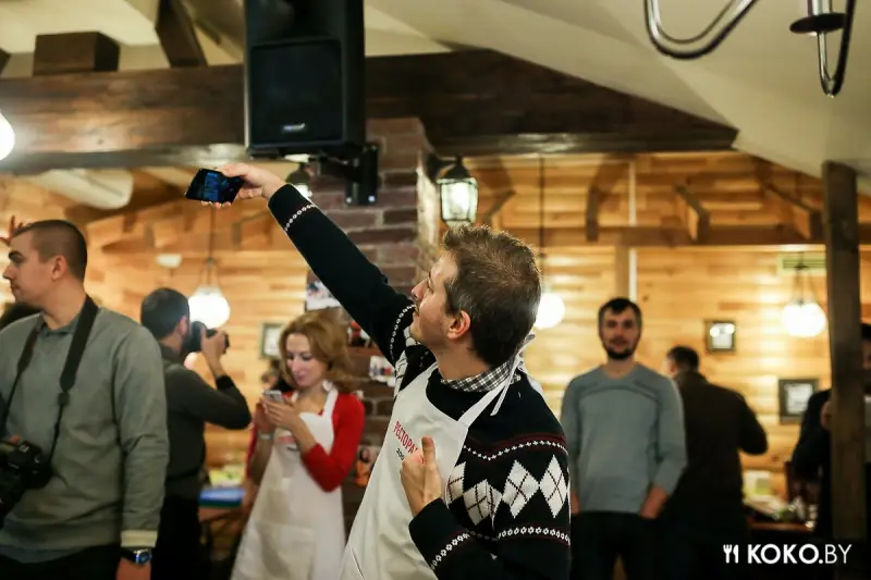 Фотоотчеты: Веселье, мясо, блогеры. Как прошло открытие кулинарного сезона 2016
