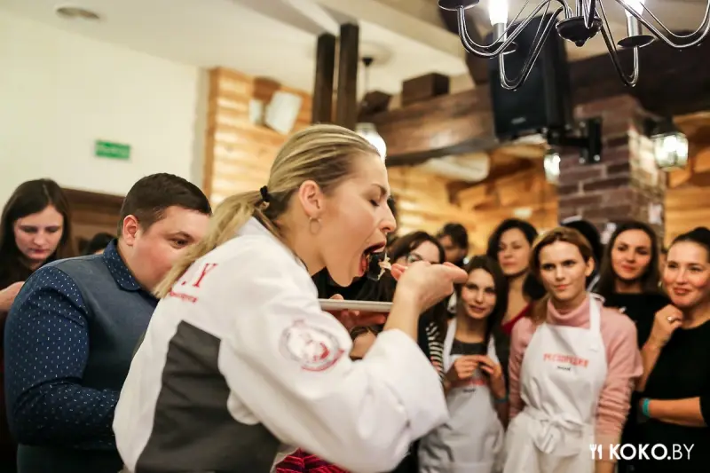 Фотоотчеты: Веселье, мясо, блогеры. Как прошло открытие кулинарного сезона 2016