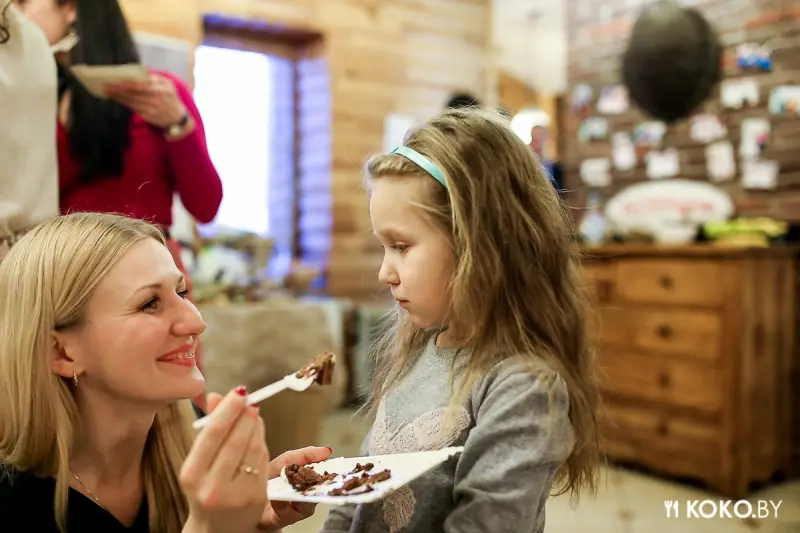 Фотоотчеты: Веселье, мясо, блогеры. Как прошло открытие кулинарного сезона 2016