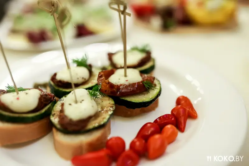 Фотоотчеты: Веселье, мясо, блогеры. Как прошло открытие кулинарного сезона 2016
