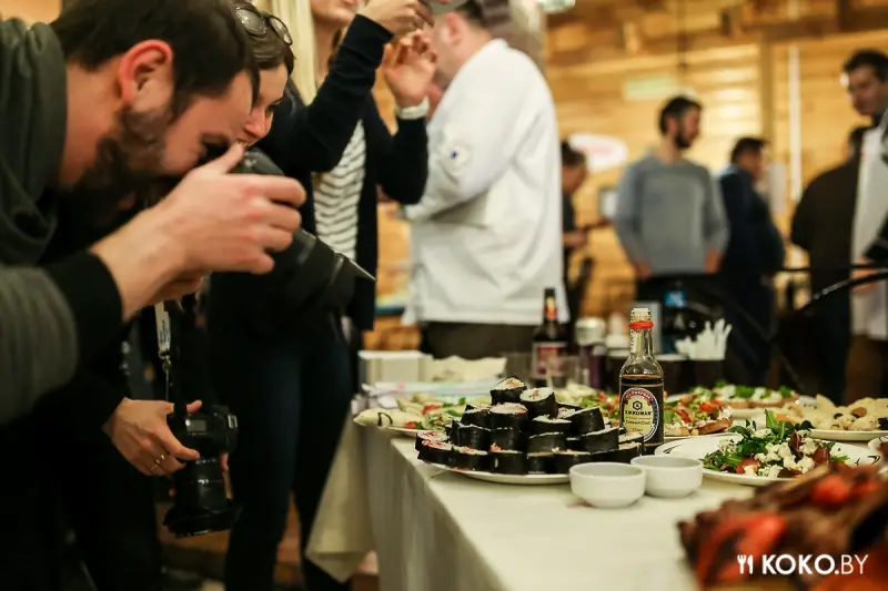 Фотоотчеты: Веселье, мясо, блогеры. Как прошло открытие кулинарного сезона 2016