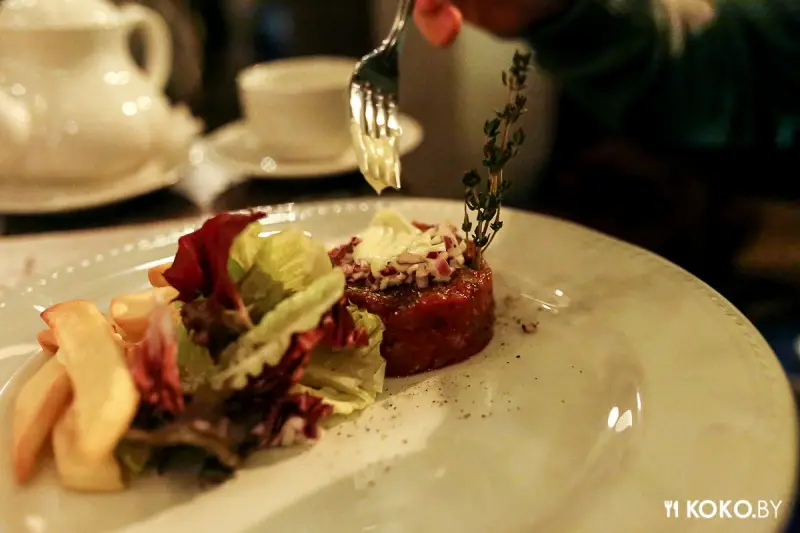 Заведения: Как вам кухня в элитном ресторане «Cafe de Paris»?