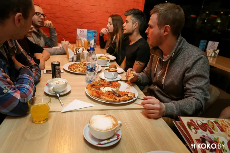 Фотоотчеты: Тестируем с читателями кухню на скидке в кафе «Pizza Smile»