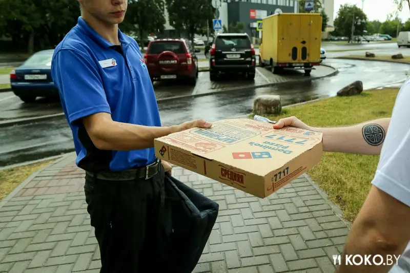 Заведения: Какая из американских пицц в Минске круче: Papa John's, Domino's или Sbarro