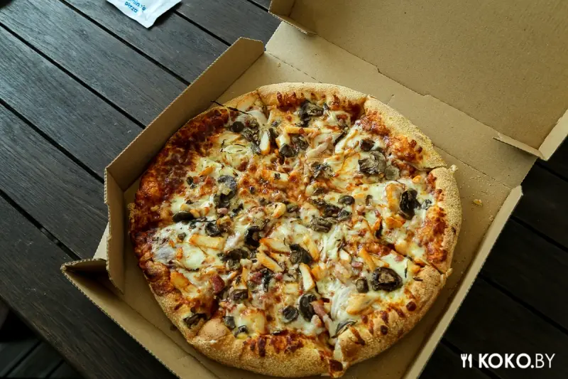 Заведения: Какая из американских пицц в Минске круче: Papa John's, Domino's или Sbarro