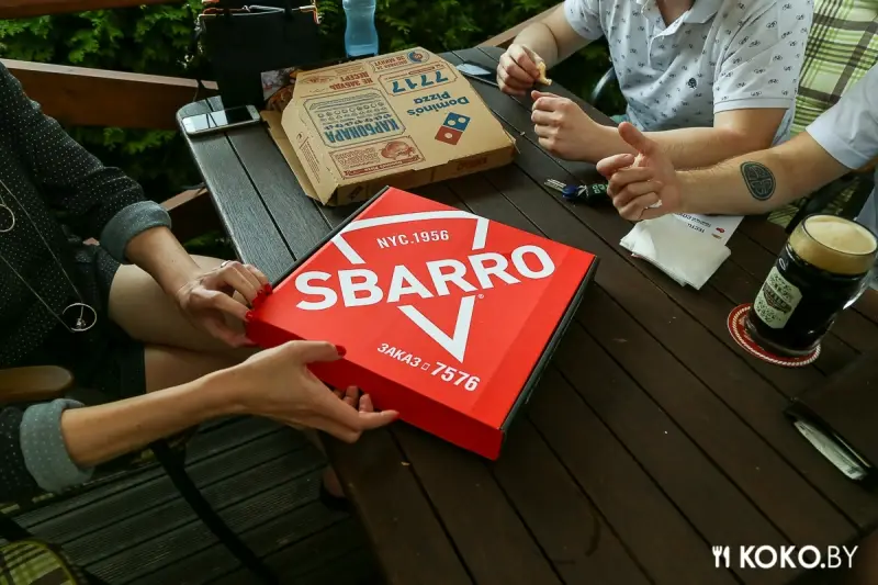 Заведения: Какая из американских пицц в Минске круче: Papa John's, Domino's или Sbarro