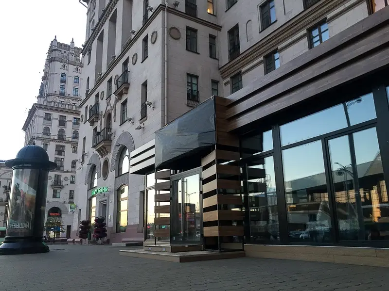 Минск: Старому кафе-будке «Golden Coffee» на вокзале – быть!