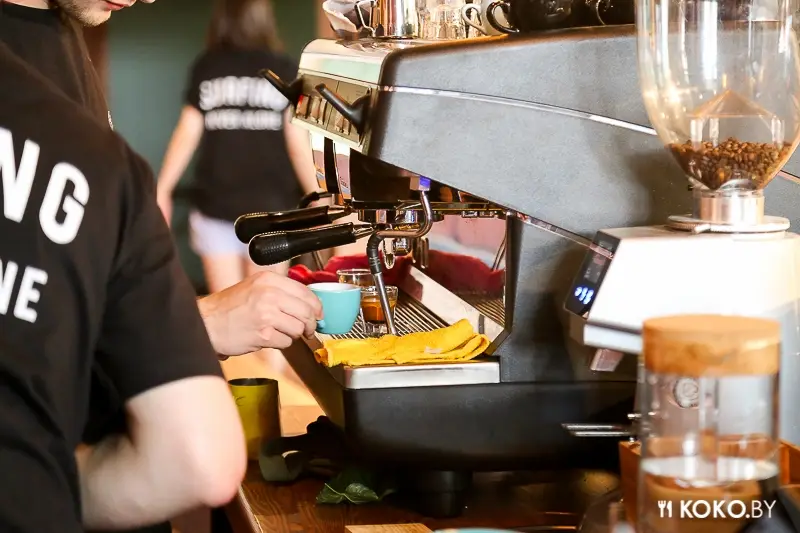Заведения: Новая кофейня «Surf Coffee» для свободных духом, старикам тут не место
