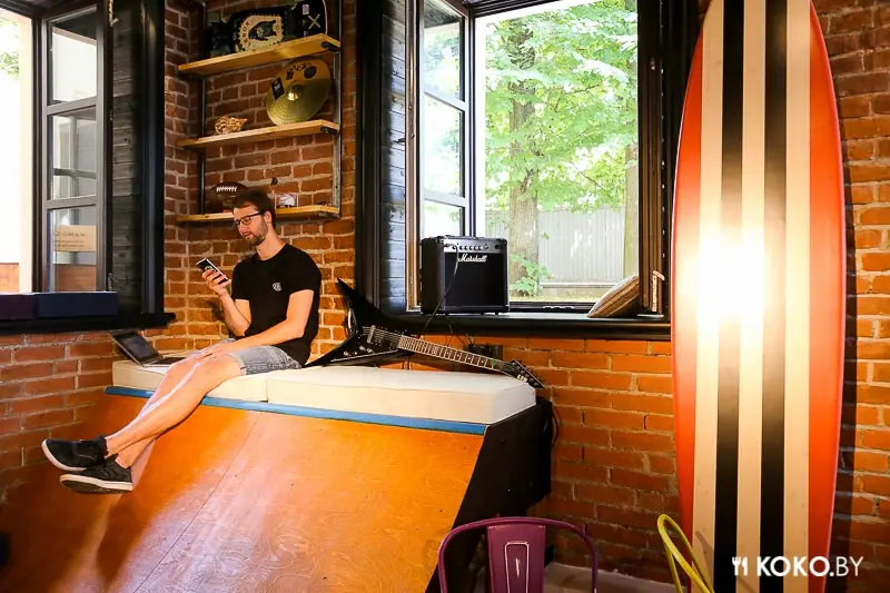 Заведения: Новая кофейня «Surf Coffee» для свободных духом, старикам тут не место