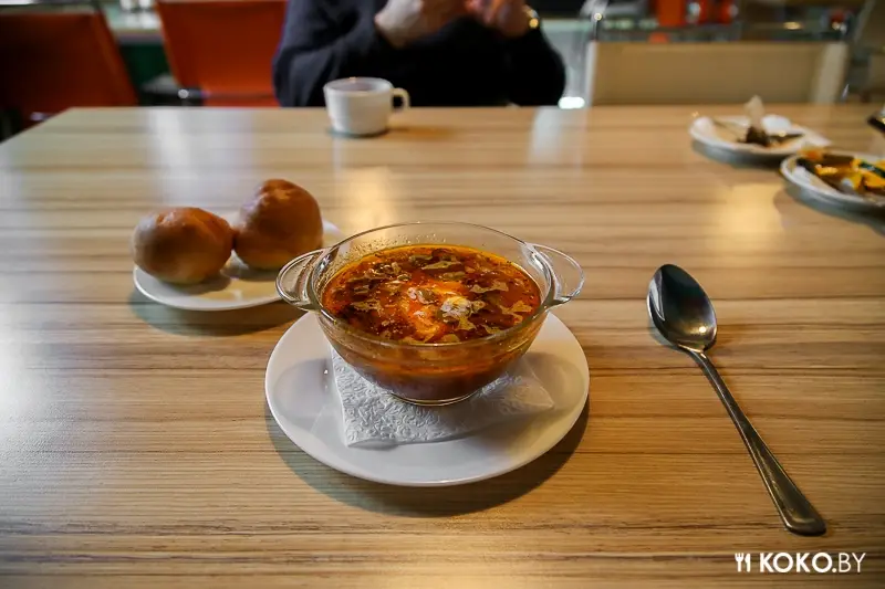 Заведения: Заманчивое предложение: охотимся на чебуреки с мясом за 1 рубль без регистрации и смс