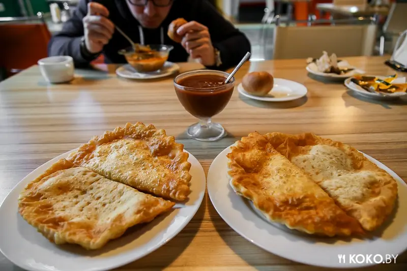 Заведения: Заманчивое предложение: охотимся на чебуреки с мясом за 1 рубль без регистрации и смс