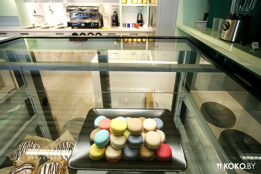 Минск: Новый кофешоп сети «You Coffee» с живыми канарейками в районе БЦ «Парус»