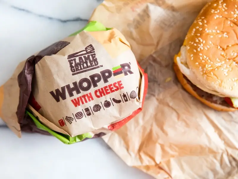Минск: Запасайтесь канистрами: в центре Гродно откроется первый «Burger King»