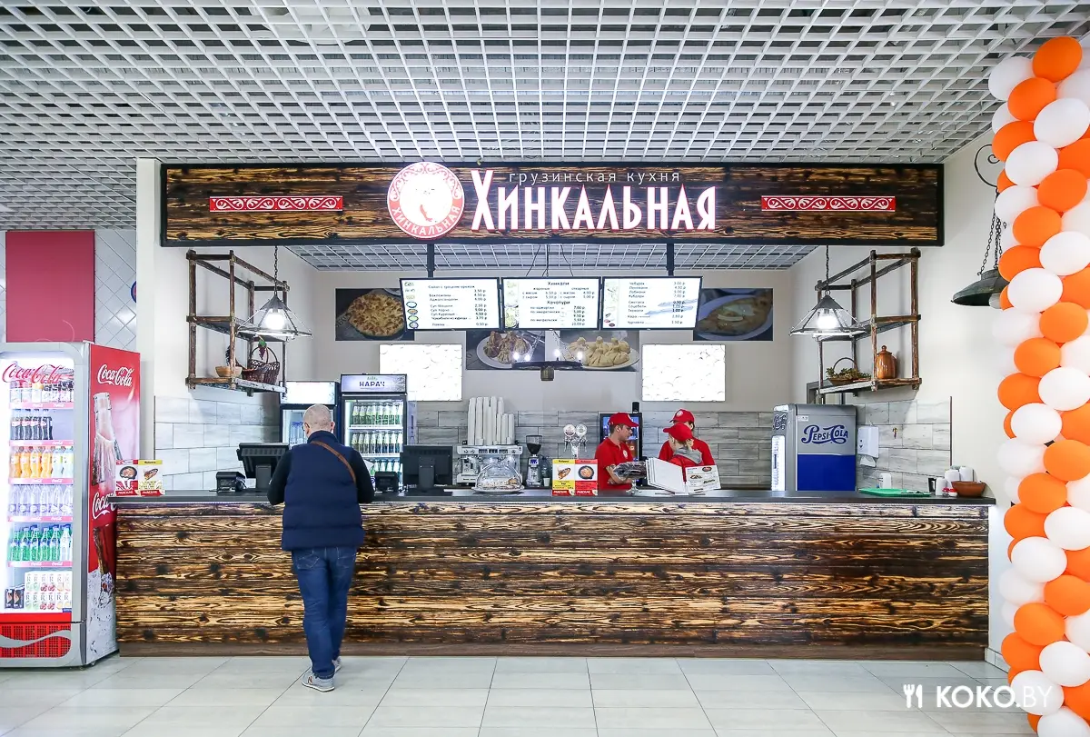 Заведения: Проверяем, есть ли жизнь на фуд-корте в новом торговом центре «Dana Mall»